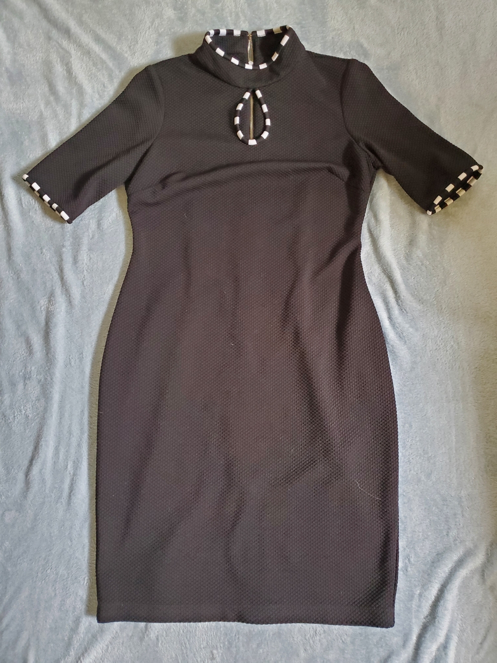 Gabby Skye Black Midi Sheath Dress with Contrast Trim